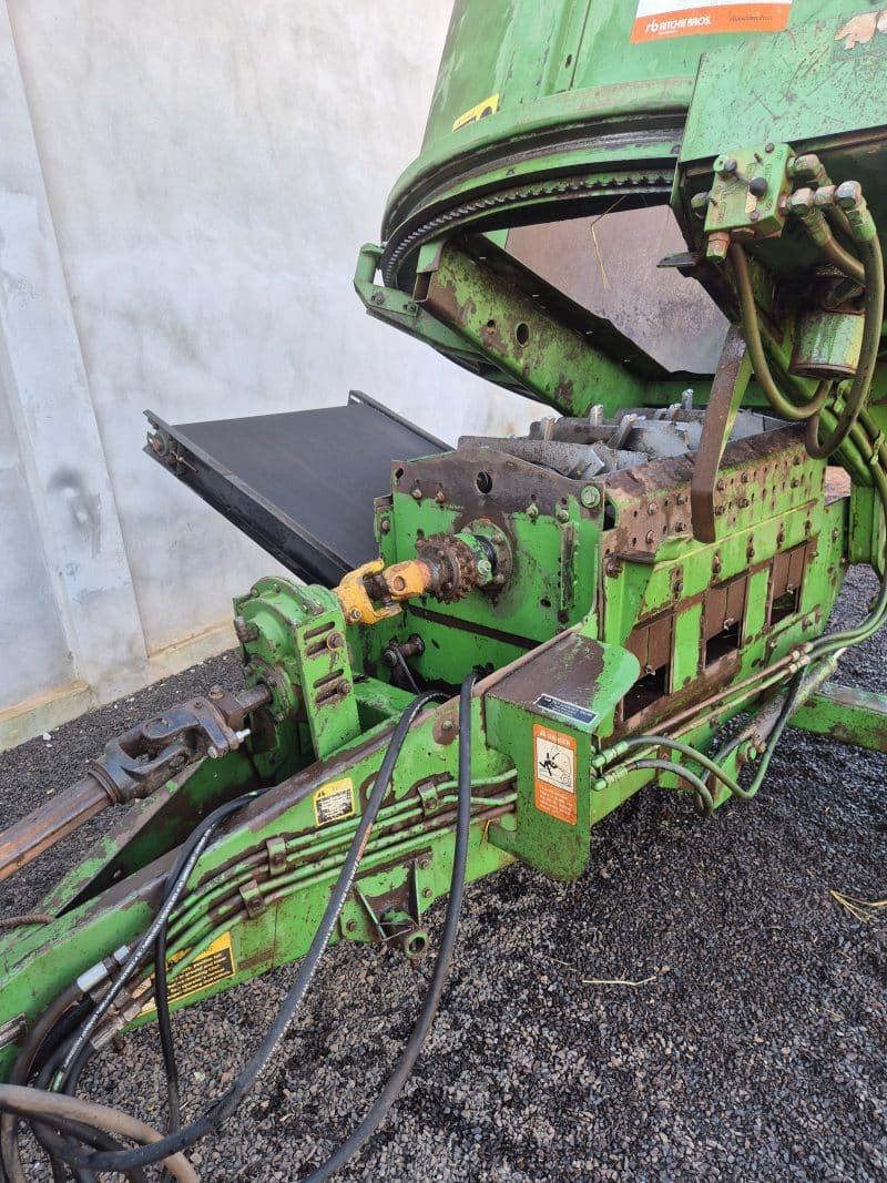 John Deere 840 - Imagen 6