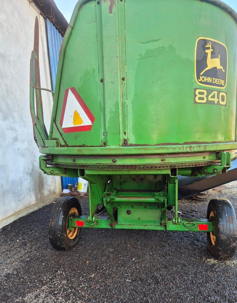 John Deere 840 - Imagen 2