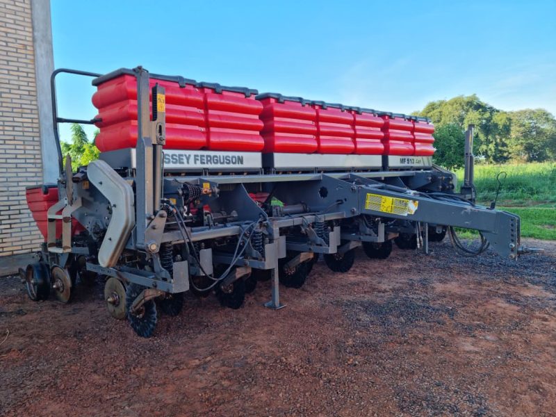 Sembradora Massey Ferguson MF 513