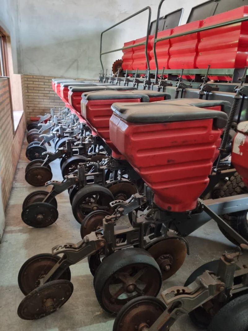 Sembradora Massey Ferguson MF 513 - Imagen 8