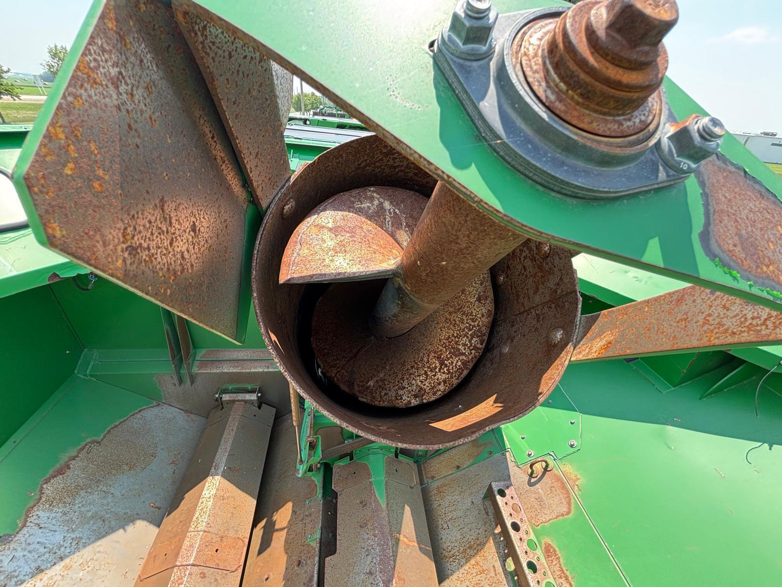 John Deere S670 - Imagen 23