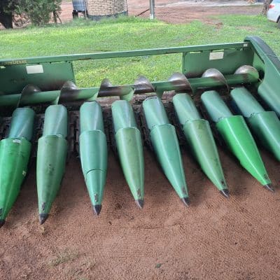 Cabezal maicero John Deere