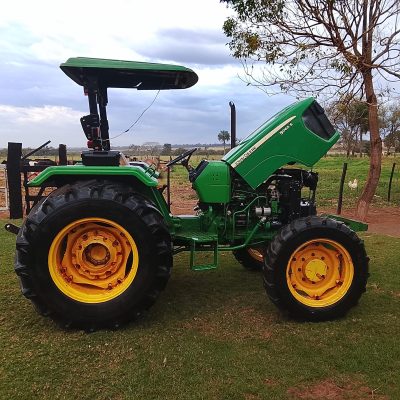 John Deere 5065E