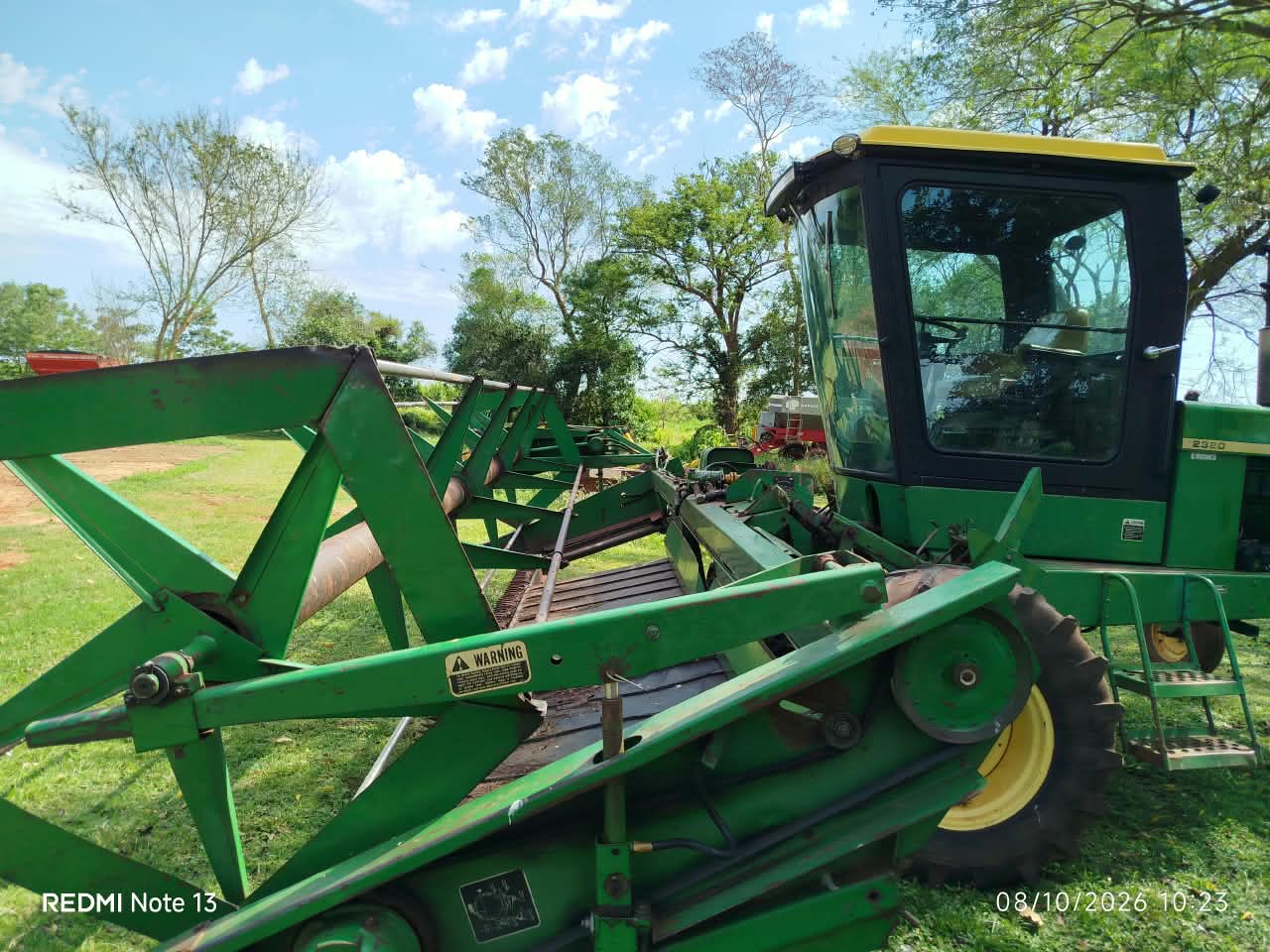 John Deere 2320 - Imagen 3