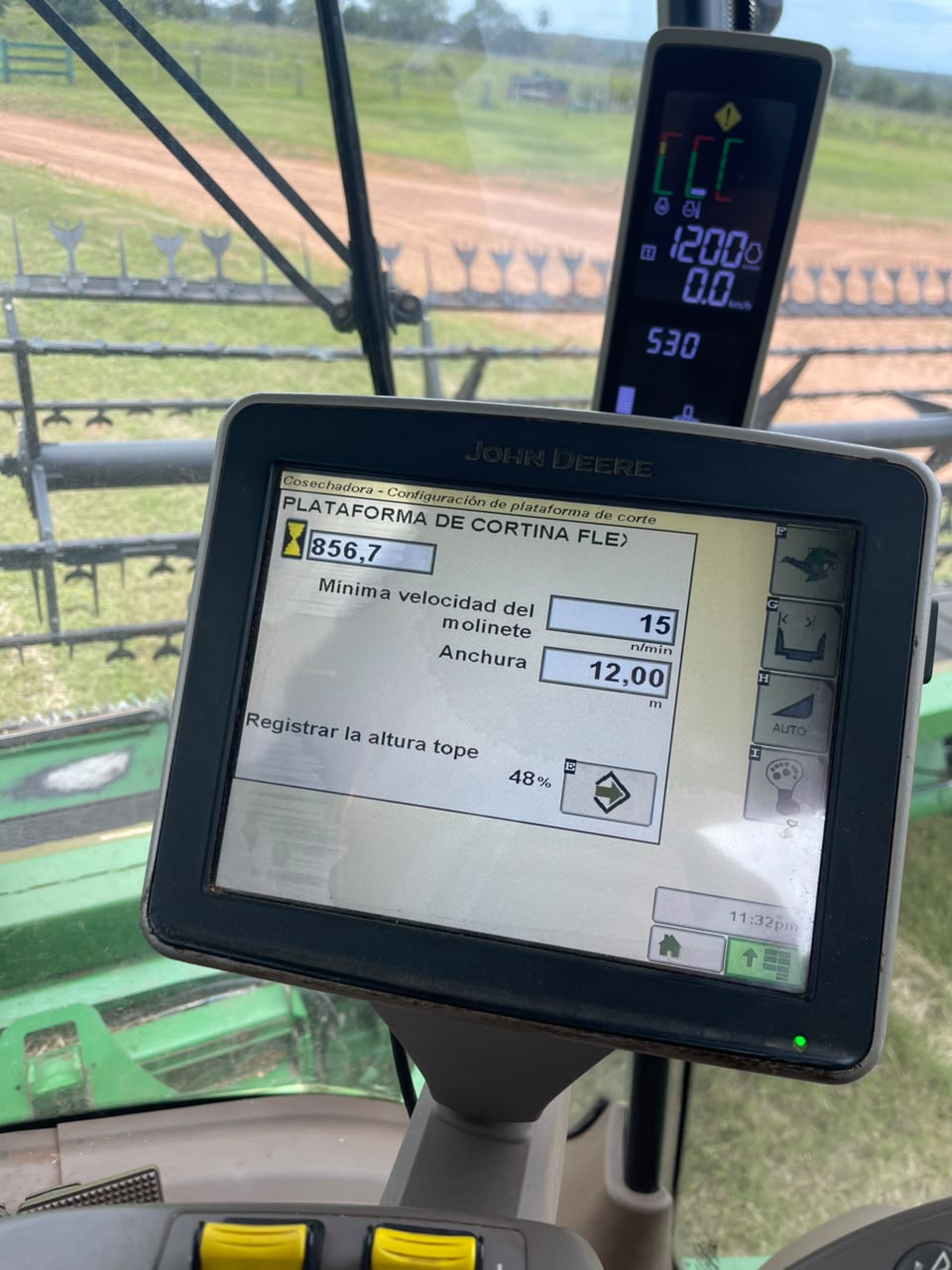 John Deere S680 con plataforma 740FD - Imagen 8